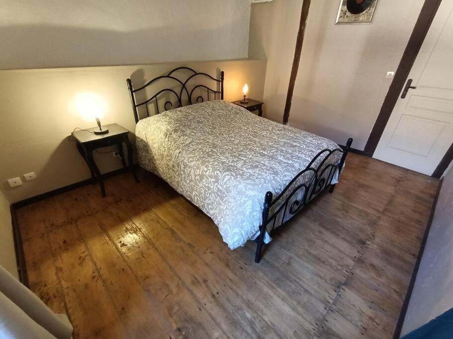 Maison De Caractere Au Coeur De La Cite Medievale De Gourdon Bagian luar foto